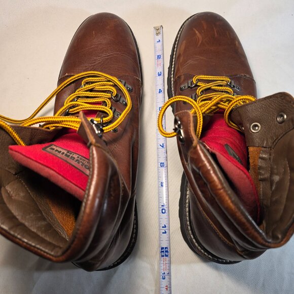 Wolverine Work Boots Leather Men’s Size 10 Vibram Sole Non-steel Toed main image 15